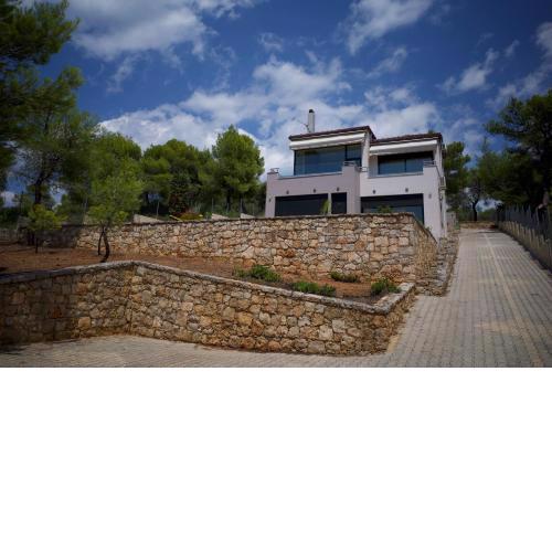 Pines sea view villa 170 sqm in Theologos