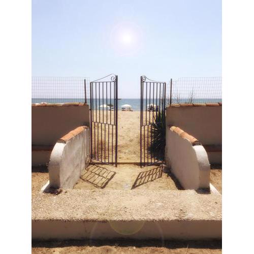 PINETA BLU, Villa sul mare con due appartamenti indipendenti tra Terracina e Sperlonga