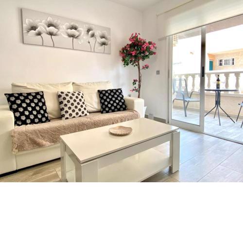 Pink Flower Apartment Torrevieja