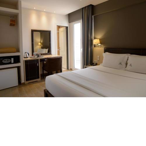 Piraeus City Hotel
