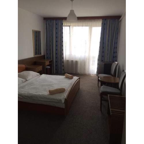 Piramis Hotel