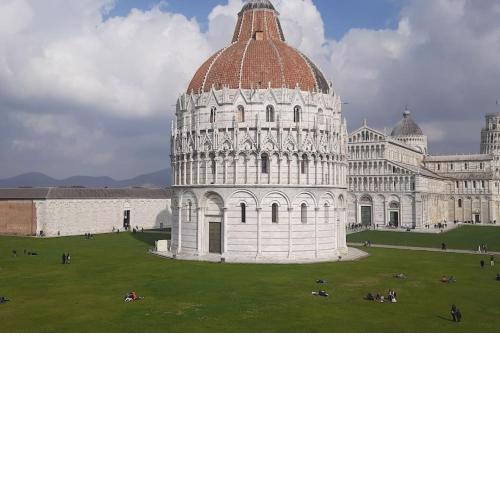 Pisa, mare, boschi e sole.