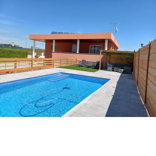 Piscina de sal Barbacoa Wifi y Parking Gratis Casa El Roble