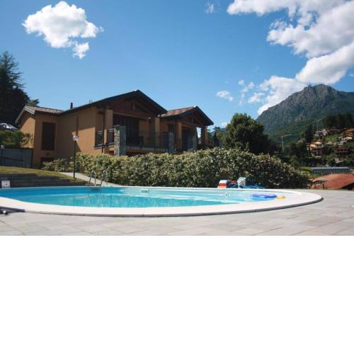 Piscina e vistalago CroceMenaggio CIR 013145-00318