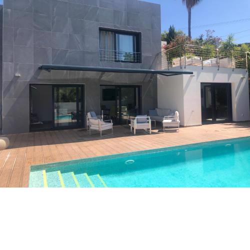 Piscine à 28 degrés ! 13 couchages, Villa Chic Romance