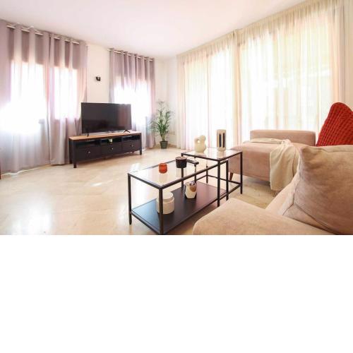 Piso 4 hab. - Elviria Playa