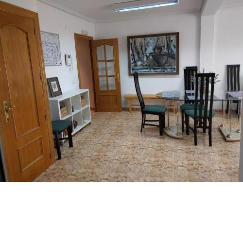 Piso acogedor, junto al Ayuntamiento