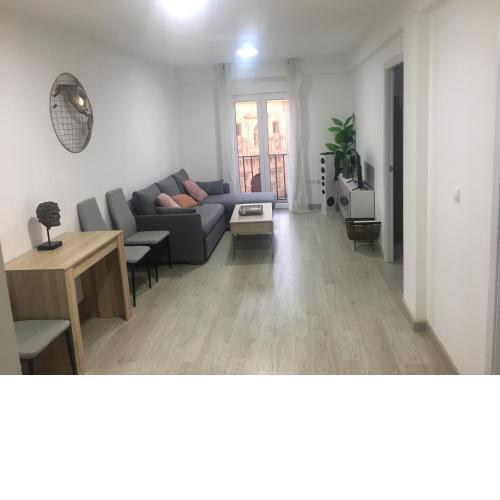 PISO CENTRO CON VISTAS ANTEQUERa