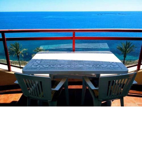 piso moderno en Villajoyosa con muy buenas vistas al mar