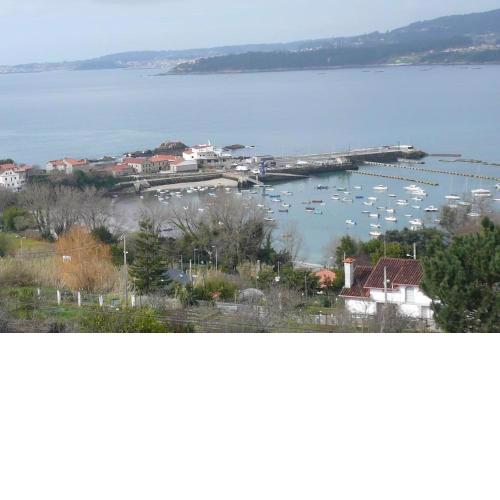 Piso vistas al mar. Playa de Aguete. Rías Baixas.