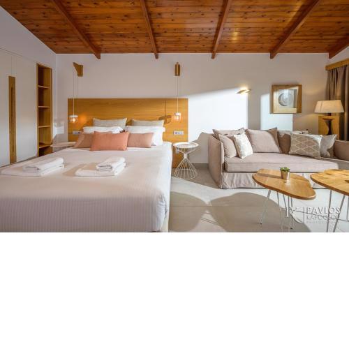 Platanias Theros suite by Creta Paradise