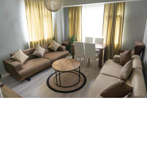 Platine Apartments