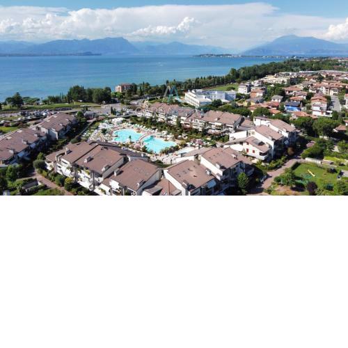 Platino Apartment with access to 3 big pools