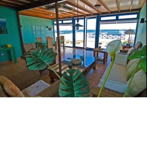 Playa Blanca Center Ocean View Apartment