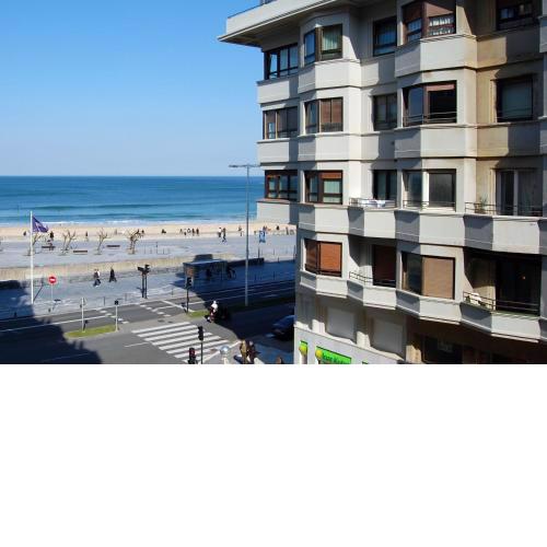 Playa Gros - IB. Apartments