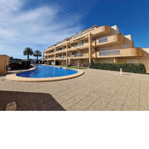 PLAYA SUR (piscina y mar)