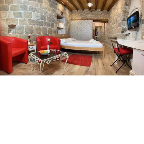Plaza Art Apartment