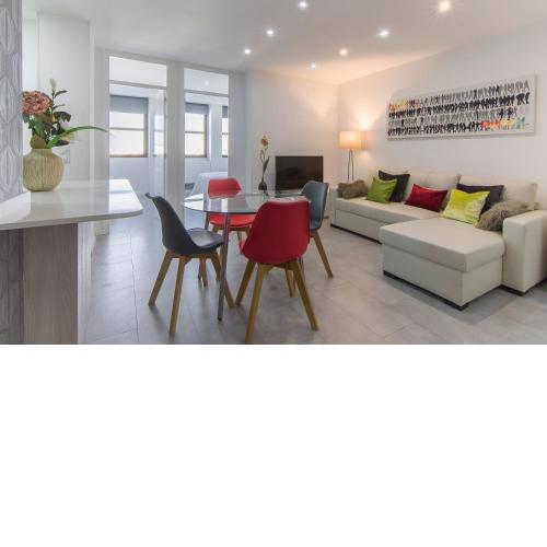 Plaza España & Gran Via 2BD 1BTH