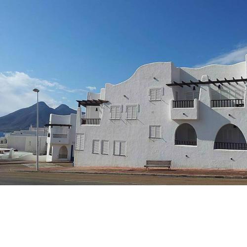 Pleasant apartment in Almería with garden