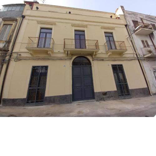Pleasant Apartment in Catania near Roman Theater