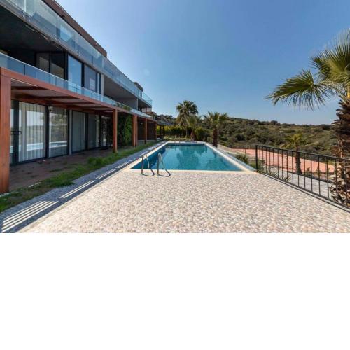 Pleasant Home with Shared Pool in Bodrum