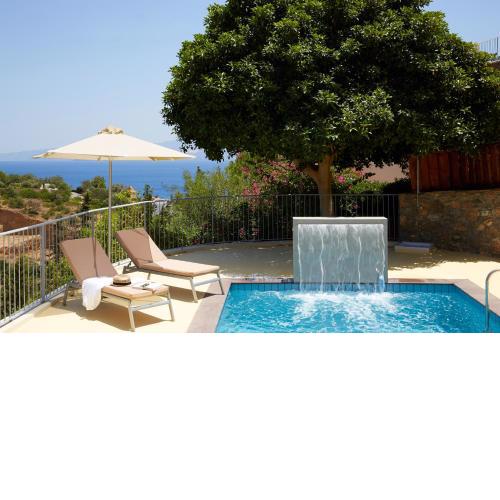 Pleiades Luxurious Villas