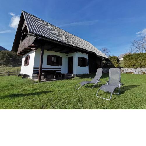 Počitniška hiša Uskovnica