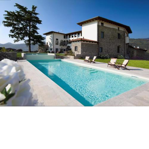Podere Castel Merlo Resort