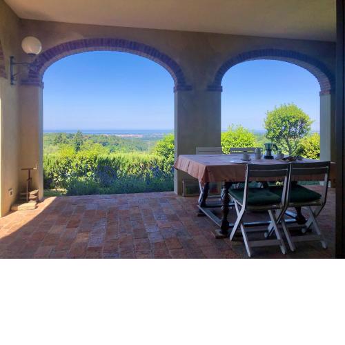 Podere Morena with sea view, private terrace by ToscanaTour Greg