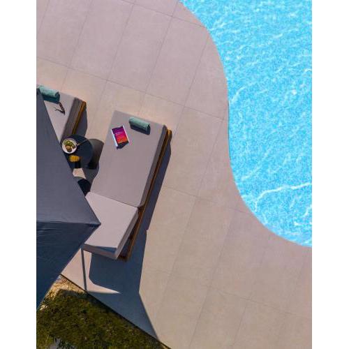 Poesia Suites