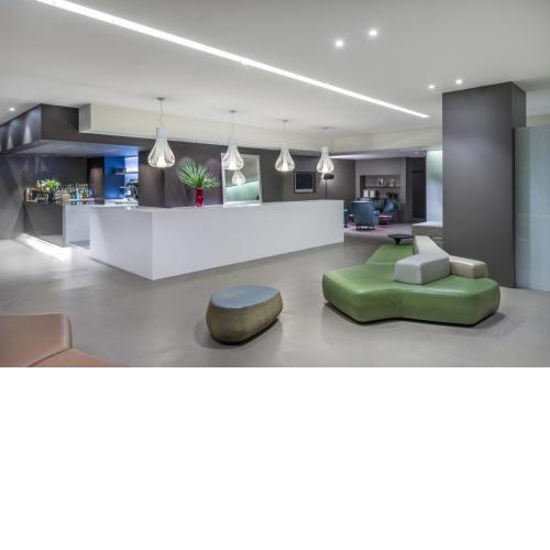 Point Hotel