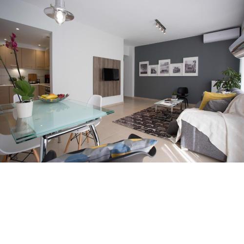 Polis Apartments