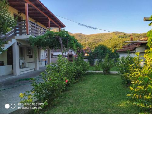Poli's Ideal Holiday Home - Fully renovated !