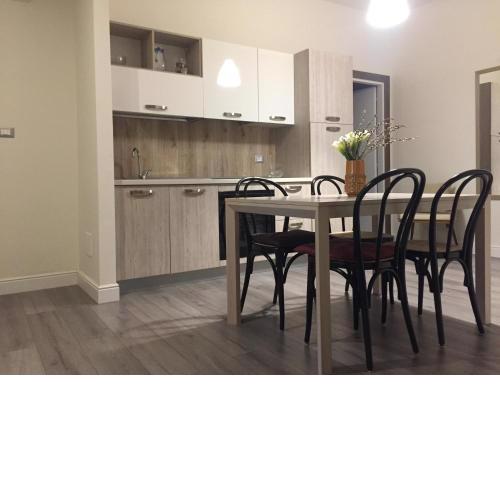 Poloni Apartment