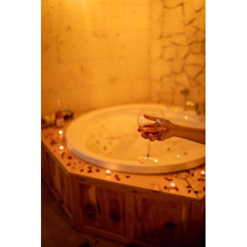 Pome Granate Cave Hotel