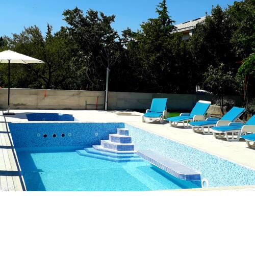 Pool Apartment Tona