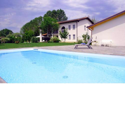 Pool & Garden Il Giardino Di Olga with free parking