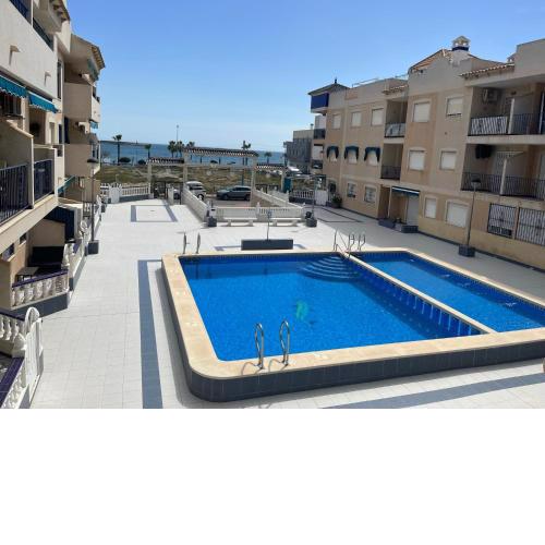 Pool & Sea Apartment