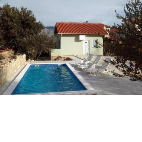 Poolincluded holiday home Castel Venier