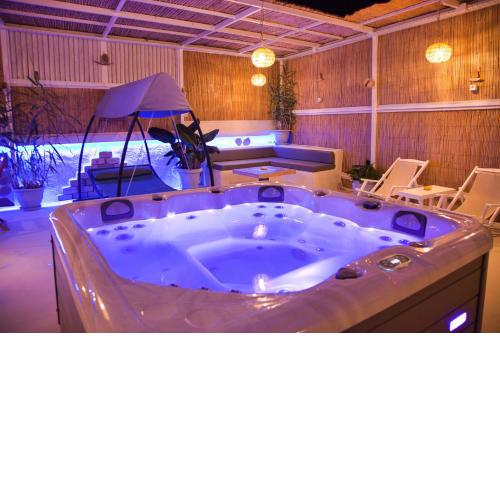 Porfyra Suite & Spa 1