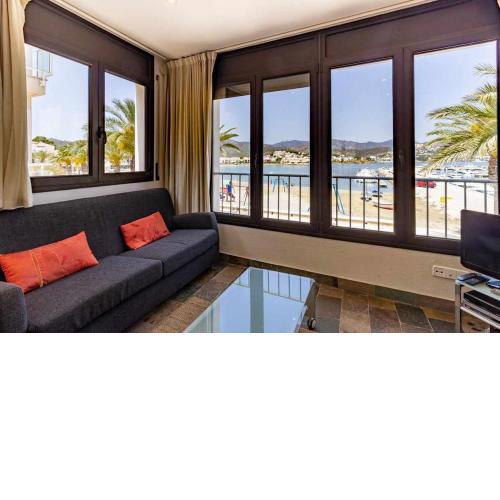 Port de Llançà 331 Apartamento en 1ª línea mar