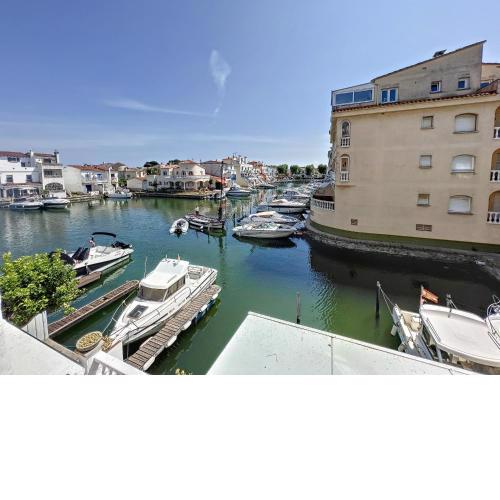 Port Empuries 31 - Piso, con magnifica vistas al canal