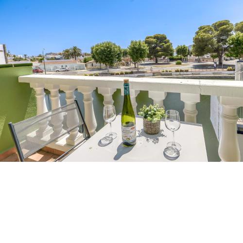 Port Petit 10 Empuriabrava - Barneda - Amarre 3x8