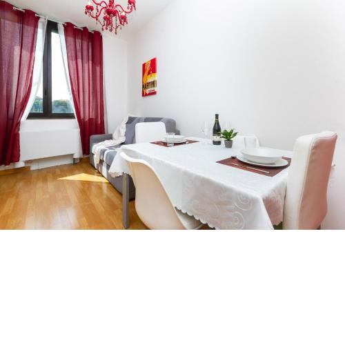 [PORTA NUOVA] Beautiful Apartment near Metro Marconi