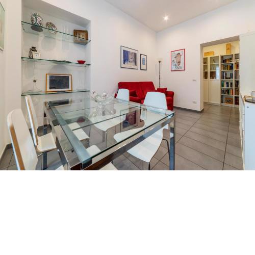 Porta Pia & Villa Torlonia Apartment with Balcony