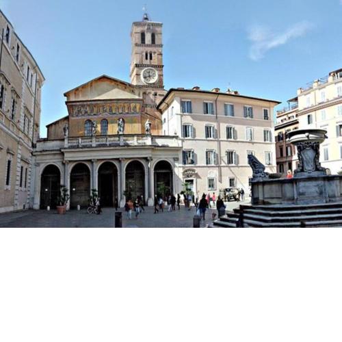 Porta Portese Happy House, Trastevere steps