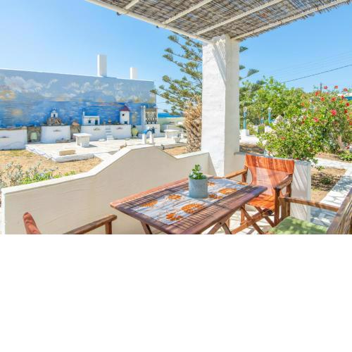 Porto Galini Tinos Triantaros 104
