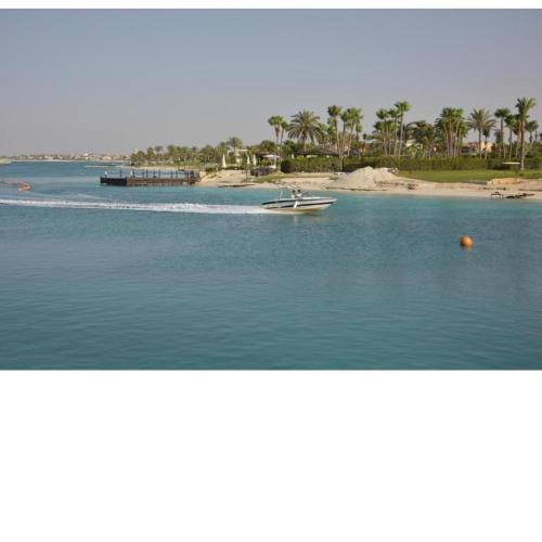 بورتو جولف مارينا فى اي بي شاليه Porto golf marina VIP CHALLET