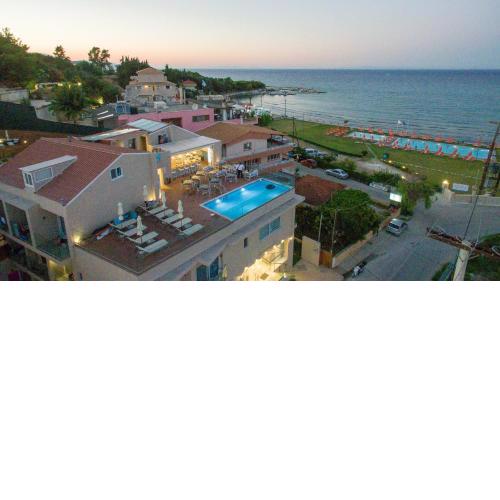Porto Planos Beach Hotel