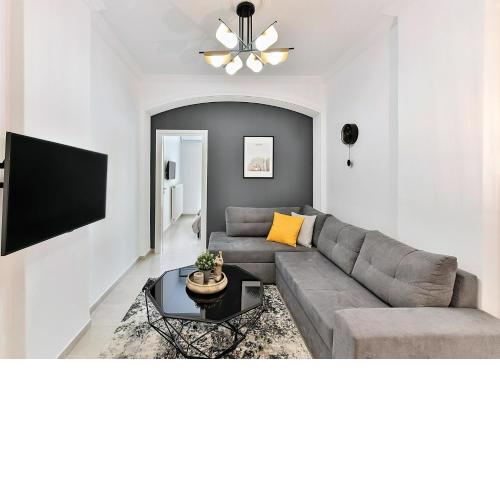 Porto Sea View Apartments - A. Svolou 22